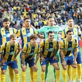Petrolul se dezintegrează   Încă trei fotbaliști   pleacă de pe „Ilie Oană”  » Număr record de despărțiri 