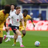 De la Mondial în istoria Premier  Transferul record e în faza finală. De ce plătește Manchester City   o sumă fără precedent   pentru „închizătorul” Angliei