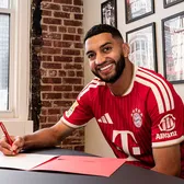 Colegul lui Man a semnat cu Bayern  Campioana Germaniei a oficializat transferul   noului star de la CM 2026.  A plătit o sumă fabuloasă