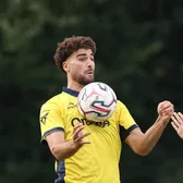 Traiectorie incredibilă  Fotbalistul care a fost dorit în Liga 2, dar a semnat cu o echipă de Liga Campionilor:   „Va fi coleg cu Olaru”