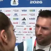 Messi, gest neașteptat    FOTO:  S-a oprit la zona mixtă, iar ce i-a spus unei jurnaliste ascunde o ironie fină:   „Dacă mă uit la tine...”.   Reacția reporterei