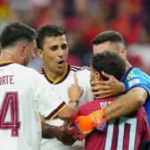 Scandal la Portugalia - Spania    FOTO.  Bernardo Silva   a sărit la gâtul  lui Rodri. Gestul care l-a înfuriat + Reacția spaniolului