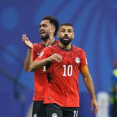  „Au vrut să rămână Messi”   Egiptenii au explodat după eliminarea dramatică în fața Argentinei:    „Turneul e trucat!”.  Semnul făcut de antrenor