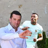 Conflict surd Mbappé - extrema dreaptă   În urmă cu o lună, liderul Bardella râdea de Kylian, acum   e nevoit să-i evite numele!
