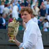 Sinner intră în galeria legendelor  Al doilea Wimbledon consecutiv îl confirmă drept   liderul noii generații din tenis