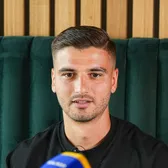 „Spovedania” lui Nedelcu    VIDEO.     „Bunicul vindea fier vechi  ca eu să merg la fotbal” » Momentul critic când putea fi dat afară de la Academia Hagi