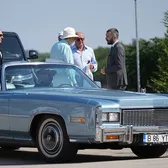 Ion Țiriac, apariție vintage    FOTO:  A făcut senzație la inaugurarea Sălii „Nadia Comăneci”:   a venit cu un Cadillac din anul notei de 10 perfecte!  Valoarea mașinii