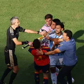 FIFA deschide o anchetă  Forul internațional va analiza   bătaia de la finala   Spania - Argentina