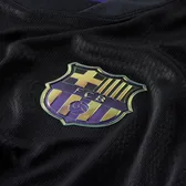 Barca, omagiu pentru Kobe Bryant     FOTO:  Cum arată   noul tricou de deplasare  al catalanilor: costă 125 de euro și are o inspirație specială