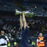 Revine în Spania  Jucătorul care a câștigat   două Ligi ale Campionilor  cu PSG, prezentat la un club de top din La Liga. E primul din istorie