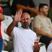 Primul derby cu bere pe stadion     FOTO.   Suporterii s-au bucurat de   băuturi cu alcool  la Dinamo - U Craiova. Un pahar, mai ieftin decât înghețata dinamovistă!