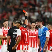 Fază confuză la Dinamo - Craiova    FOTO.  De ce a văzut ROȘU Badelj: Kovacs acordase penalty și galben, apoi   a anulat lovitura de pedeapsă, dar l-a eliminat!