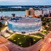 Noua Sală Polivalentă din România e gata!    FOTO+VIDEO:  Arena de   25 de milioane de euro  va fi inaugurată cu un campionat european
