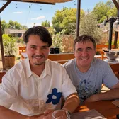 Întâlnire surprinzătoare    Selly și Gică Hagi  au luat masa împreună pe litoralul românesc » Ce i-au cerut fanii youtuberului