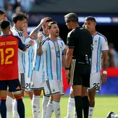 Arbitrul finalei CM 2026 rupe tăcerea  Ce spune despre discuția tensionată   cu Lionel Messi