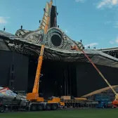 Scenă uriașă pe Cluj Arena   FOTO.  Primele imagini cu  construcția mamut!  A fost adusă cu peste 200 de camioane