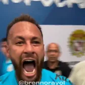 Neymar a clacat   FOTO:   A urlat cât l-a ținut gura,  provocându-i  pe președintele, staff-ul și jucătorii echipei eliminate de Santos din Cupa Braziliei: „Un vagabond!”