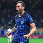 „Îi mulțumesc lui Chivu”  Pleacă  Calhanoglu în Turcia?  Mijlocașul lui Inter, dezvăluiri savuroase: „Mi-am făcut un transplant de păr”
