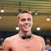 Nimeni nu-i ca David Popovici  Topul mondial în care numele campionului român  apare de 4 ori
