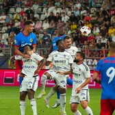FCSB urcă pe primul loc   VIDEO+FOTO   Roș-albaștrii obțin o  victorie spectaculoasă  cu FC Botoșani. Bîrligea, descătușat!