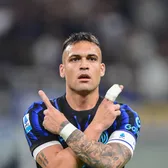 Barcelona îl vrea pe Lautaro  Răspunsul lui Inter după interesul manifestat pentru căpitanul lui  Cristi Chivu