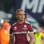 „Suporterul îi plătește salariul!”   Daniel Pancu, „taxat” din nou după ce  a urlat la un fan în vârstă:  „El nu înțelege asta”