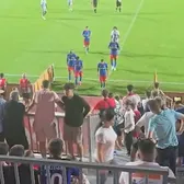 „Baciule, lasă-ne!”   VIDEO.  Scandal la FCSB! Suporterii n-au avut milă de roș-albaștri:  „Jucați, bă, fotbal!”