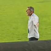 Nuno Campos, un car de nervi    VIDEO.  Antrenorul lui Dinamo a urlat pe margine la nepotul patronului de la Craiova: ce  l-a scos din sărite