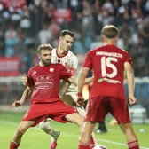 I-a dat gol lui Dinamo după o zi de muncă   Povestea lui Petrișor Voinea,   atacantul care a împărțit vestiarul cu Lucarelli și Diamanti