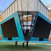 „De ce costă atât de mult?”   Microbiștii au reacționat după anunțul Primăriei București privind Arena Națională:  „Atât au plătit”