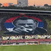 Scene șocante în Serbia  Fanii Stelei Roșii și ai lui Partizan l-au omagiat pe  Ratko Mladic:  ce au putut scrie pe un banner