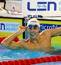 Campion european  David Popovici,  aur la 100 m liber  înainte de Jocurile Olimpice cu al treilea timp din istorie