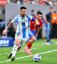 Pași de tango Argentina lui Messi, prima  calificată în sferturi la Copa America