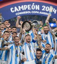 AmSud e Argentina! Naționala albicelestă  a cucerit iar Copa America , a 16-a oară. 1-0 în finală în fața Columbiei