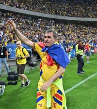 Au vorbit. Iată ce au stabilit GOLAZO.ro a aflat  ce au discutat Burleanu și Hagi  și când dă „Regele” răspunsul