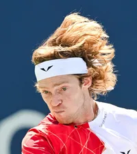 „am explodat” Andrey Rublev l-a învins pe liderul ATP și a explicat  crizele de nervi  din acest sezon