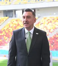 „Să-i spună cineva!”  Ilie Dumitrescu îi atrage atenția lui Neil Lennon: „ Rapid  are alte obiective”