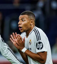 Mbappe s-a rupt  Superstarul lui  Real Madrid  s-a accidentat și va lipsi trei săptămâni!