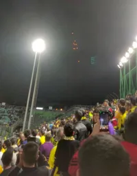 Fotbal sub rachete   Imagini ieșite din comun: atacul Iranului asupra Israelului a fost vizibil de la partida din  Liga Campionilor Asiei