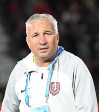 Replica lui MM  A ascultat discursul lui  Dan Petrescu  și i-a răspuns: „Văd că ne ține socoteala!”