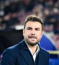 Critici pentru Șumudică  Adrian Mutu, despre  gesturile obscene  făcute de „Șumi” în meciul cu FCSB: „Degeaba spune că se schimbă”