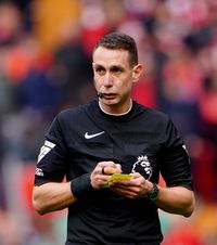 David Coote, noi acuzații Arbitrul britanic care l-a înjurat pe Klopp, acuzat de  implicare în pariuri : „Sper că ai făcut cum am discutat”