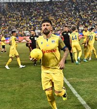 Papp, însângerat  Cum arătau picioarele fundașului de la Petrolul, după meciul cu Rapid: „Nu m-am plâns niciodată,  e un sport de contact ”