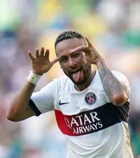 Neymar, speriat de fani Brazilianul, despre motivele despărțirii de PSG: „Au vrut  să-mi invadeze casa , să mă agreseze”. Ce spune despre plecarea lui Messi