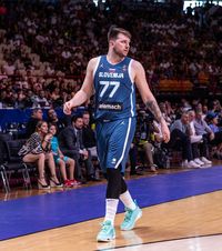 Doncic, salariu uluitor  Dallas Mavericks îi pregătește slovenului  cel mai mare contract  din istoria NBA