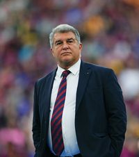 Laporta, în corzi  Moțiune de cenzură  împotriva  președintelui Barcelonei! Opoziția i-a cerut demisia