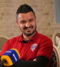 ALFABETUL LUI BUDESCU Glume, autoironii și  amintiri de la toate vârstele : GOLAZO.ro l-a provocat pe mijlocașul Buzăului la joacă