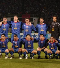 Steaua 2006 vs FCSB 2025  Asemănare izbitoare între parcursul din acest sezon al roș-albaștrilor cu cel din 2005-2006, când s-a atins  semifinala Cupei UEFA