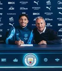 OFICIAL   Omar Marmoush  a fost prezentat la Manchester City! Suma fabuloasă plătită de „cetățeni”