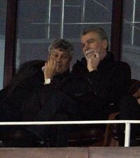 „Aseară am vorbit cu el”  Mircea Lucescu, dărâmat de moartea lui  Dinu Gheorghe : „Sunt în stare de șoc” + Detalii despre operația sa la șold